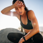 O sucesso nos exercícios não depende de ser perfeito, mas de continuar avançando um passo de cada vez, mesmo nos dias mais difíceis.