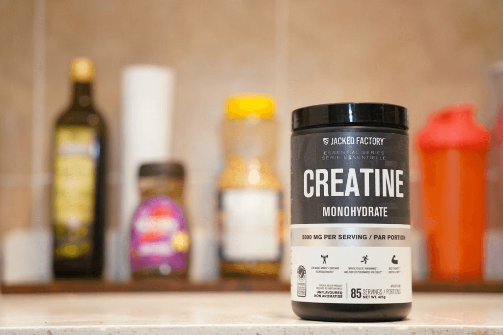 Creatina: benefícios, como tomar e quem pode usar Creatina: benefícios, como tomar e quem pode usar